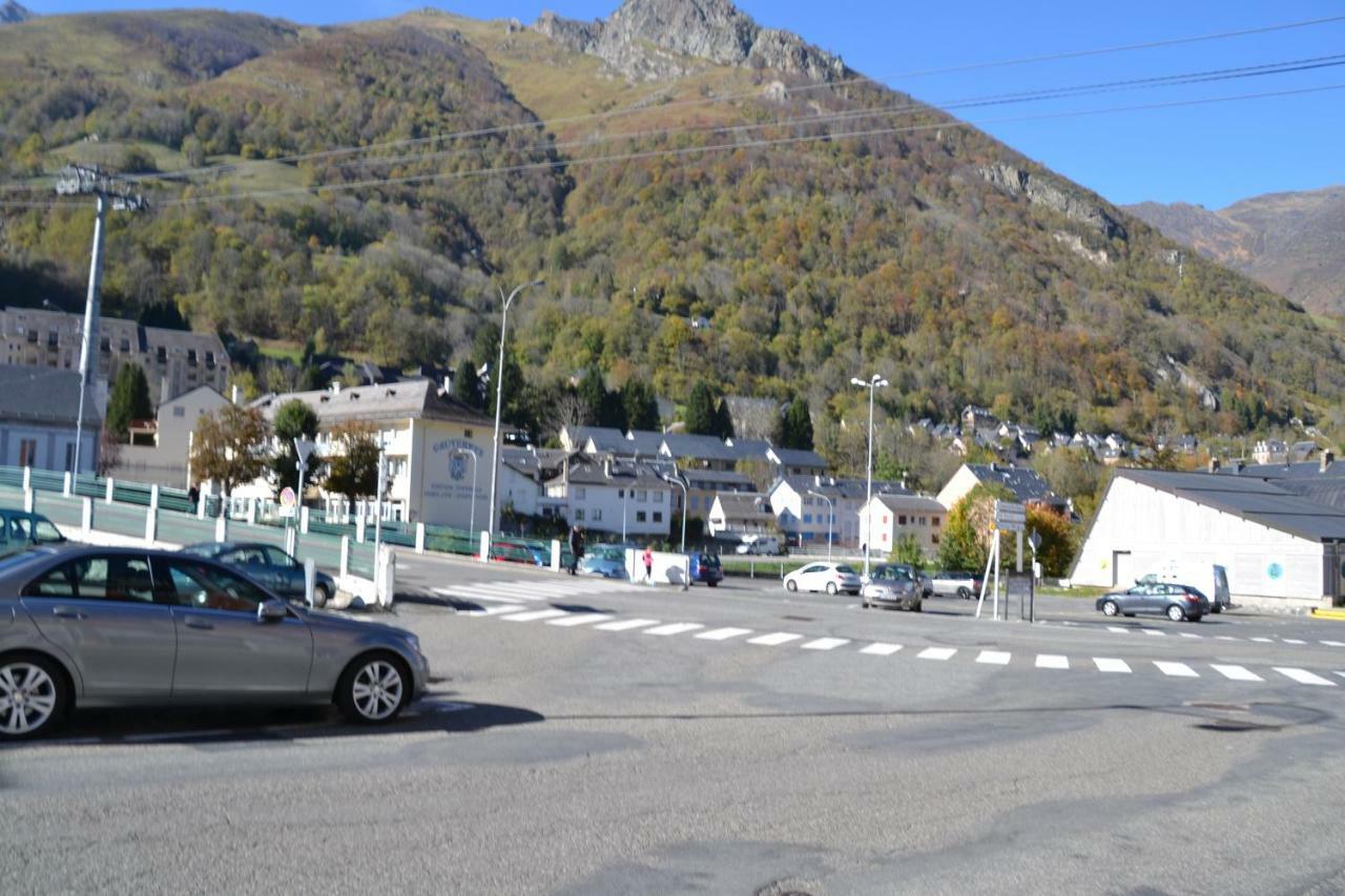 Appartement Petit studio dans immeuble de caractère à Cauterets Extérieur photo
